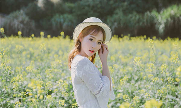 盐湖标题：想找个女人帮忙生孩子的有效解决方案，助您圆梦家庭